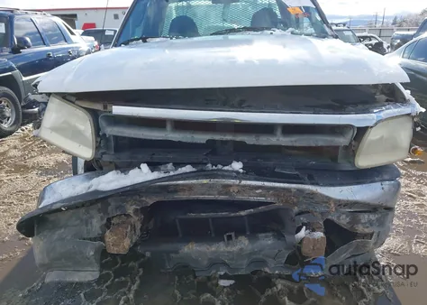 2000 Ford F-150 Work Series/Xl/Xlt from USA, damaged, VIN 2FTRF18W4YCA06232